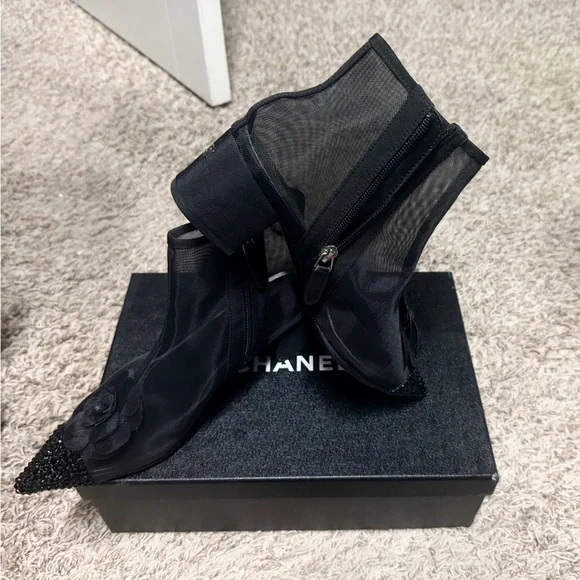 Chanel Camelia Black Swarovski Mesh Pointed Booties 38 - Picture 1 of 7